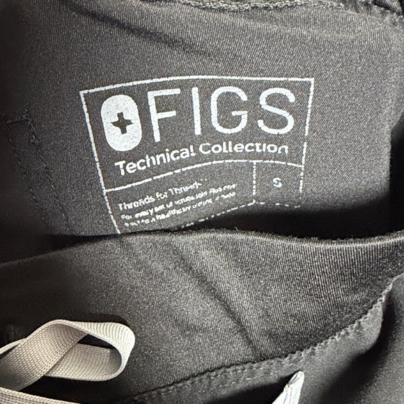 FIGS High Waisted Livingston Basic Scrub Pants Black Size Small - Picture 5 of 6